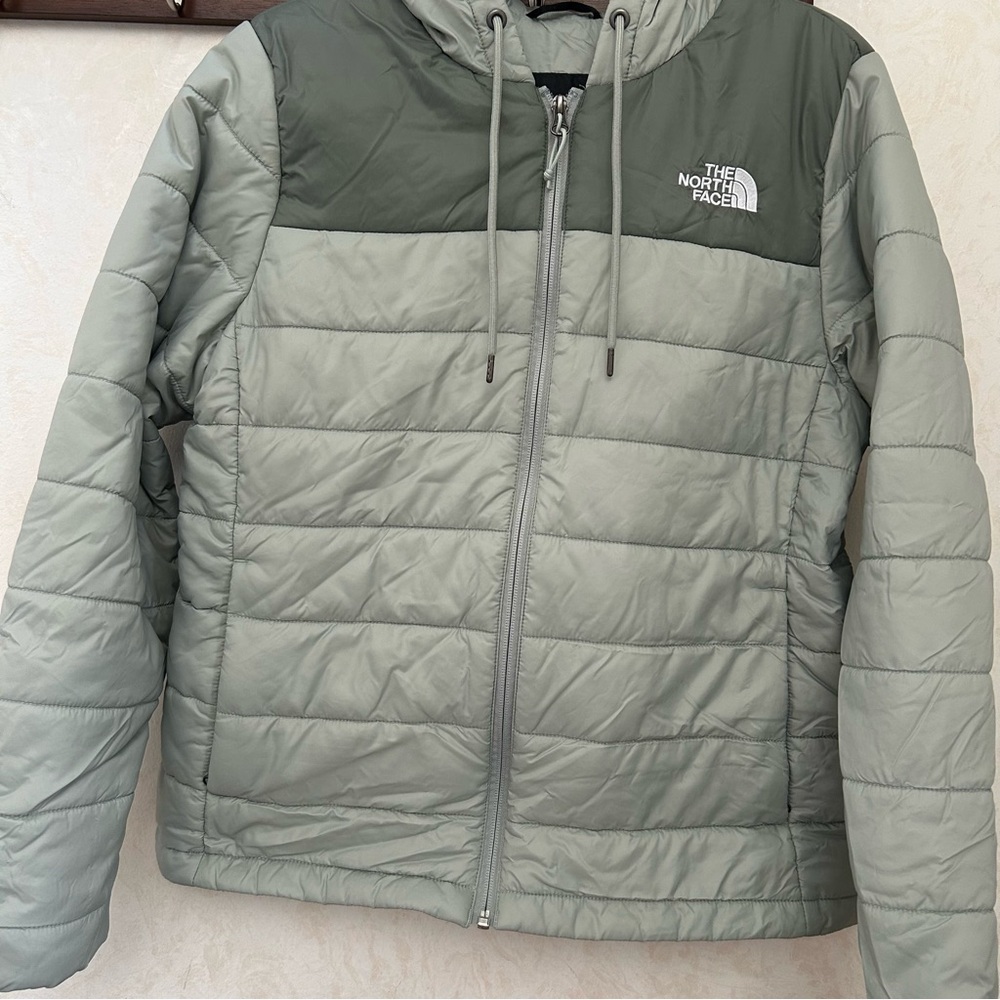 The North Face Grays Torreys Insulated Jacket - Women’s size large - Picture 2 of 6